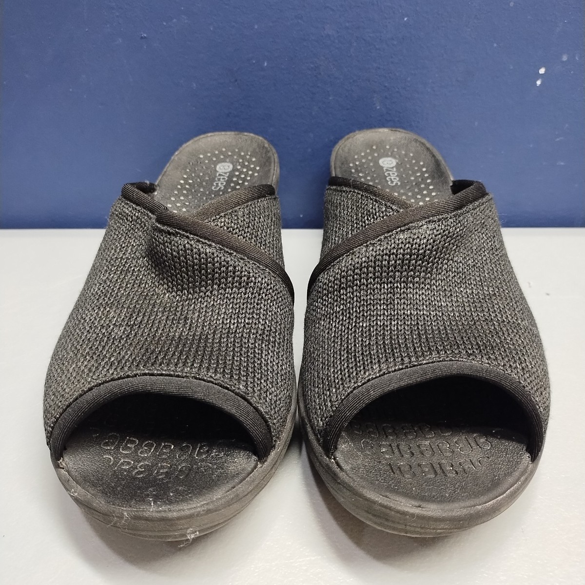⭐️an⭐️ BZees Lulu Slide Sandals Womens Size 9.5M Black Fabric Comfort