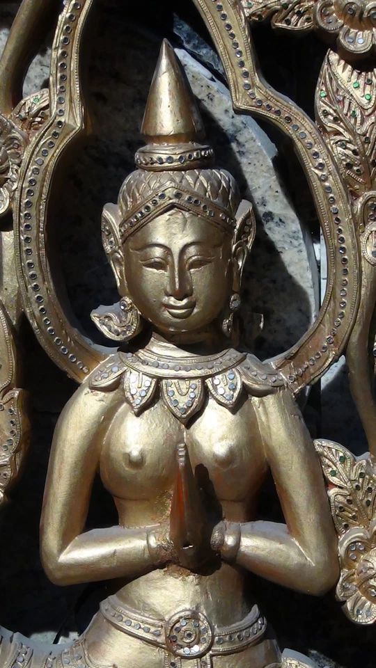 ANTIGUO PANEL DE TEMPLO DE MADERA TALLADA DORADA EXTRA GRANDE ASIÁTICO 19C PLACA DEIDAD KINARI Foto 4 de 4