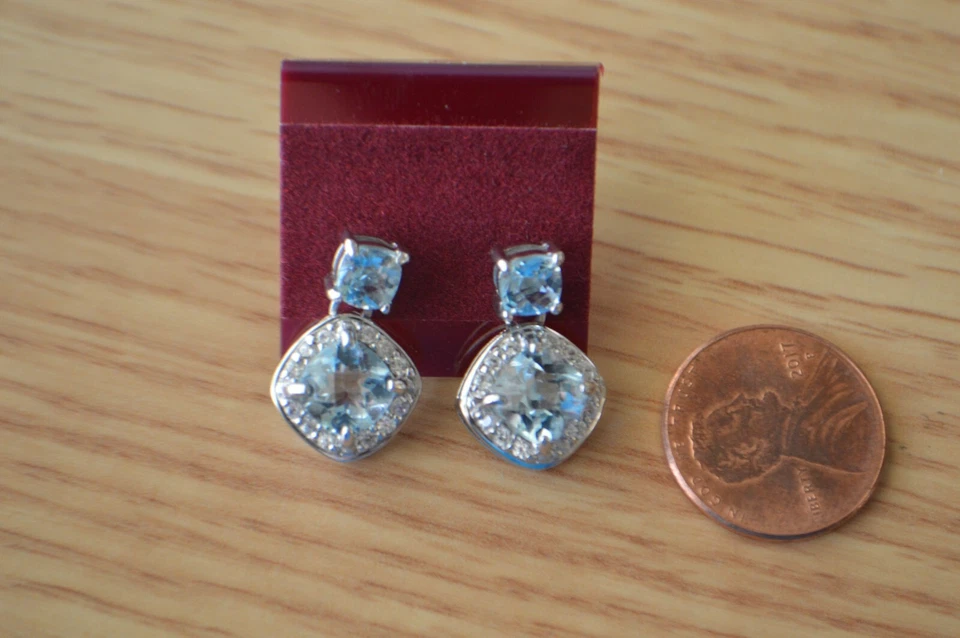 Pendientes colgantes de topacio azul cielo/circón de 4,60 quilates platino sobre plata fina Foto 2 de 4