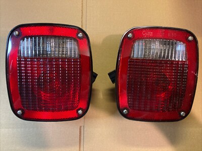 grote tail lights Pair Take Offs Truck Trailer Used