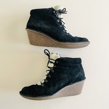 Vintage 90s Clarks Womens Wedge Shoes Heels Black Suede Size 9