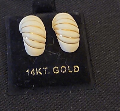 14K Solid Yellow Gold White Enamel Ribbed Shrimp Style Earrings