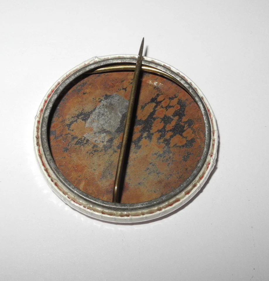 1950's Boxing Carl "Bobo" Olsen Worlds Middleweight Champion Souvenir Pin Button - Image 2 of 2