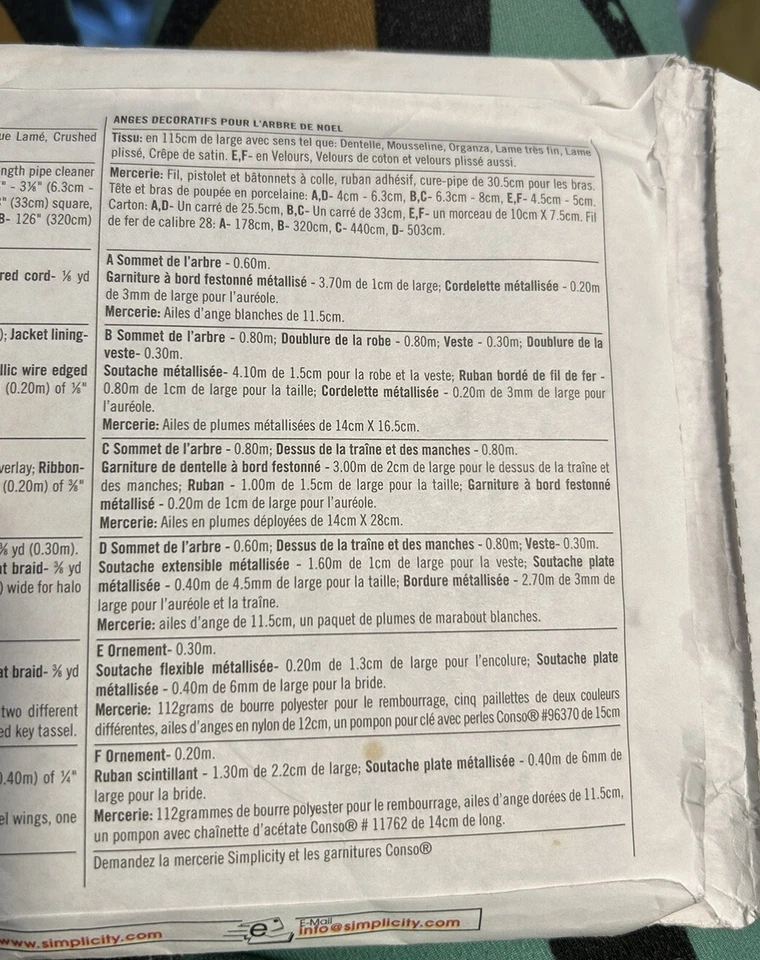 Simplicity Holiday Sewing Pattern 8925 Uncut Elaine Heigl Designs - Image 4 of 4