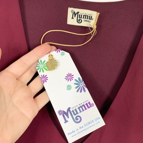 Show Me Your Mumu Noma Kleid Small rot weinrot Mini V-Ausschnitt Dolman weinrot Puffärmel - Bild 7 von 8