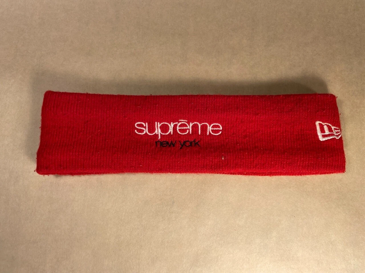 Bandeau logo classique New Era × Supreme FW15