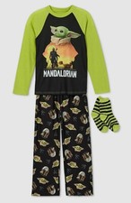 Baby Yoda Pajamas Boys Size 6 Small-8 M Star Wars The Mandalorian Set Socks NWT