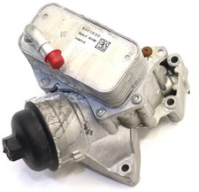 Mercedes CLA X118 W118 35AMG 4Matic A2601800400 &Ouml;lfiltergeh&auml;use &Ouml;lk&uuml;hler