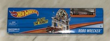 Mattel Hot Wheels Robo Wrecker Track and Car Set PURPLE 55