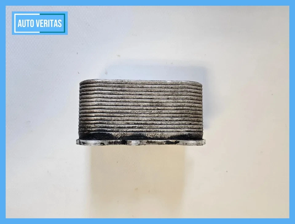 original oil cooler VW Seat Skoda 8P Golf Passat 2,0 TDI CFF 03L117021B - Image 3 of 4