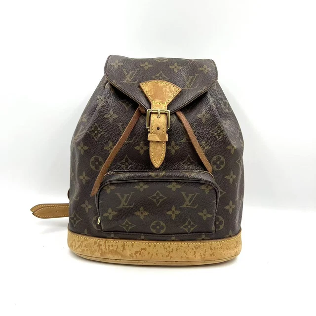 10.21 011 Louis Vuitton Montsouris MM Monogram Backpack 