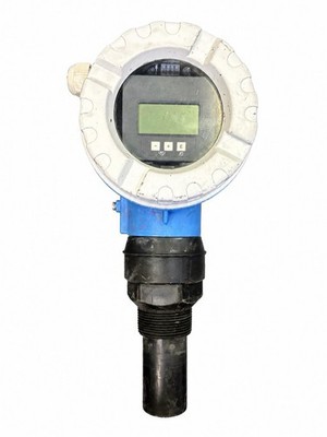 Endress Hauser FMU40 GNH202 Prosonic M Fluid Level Sensor