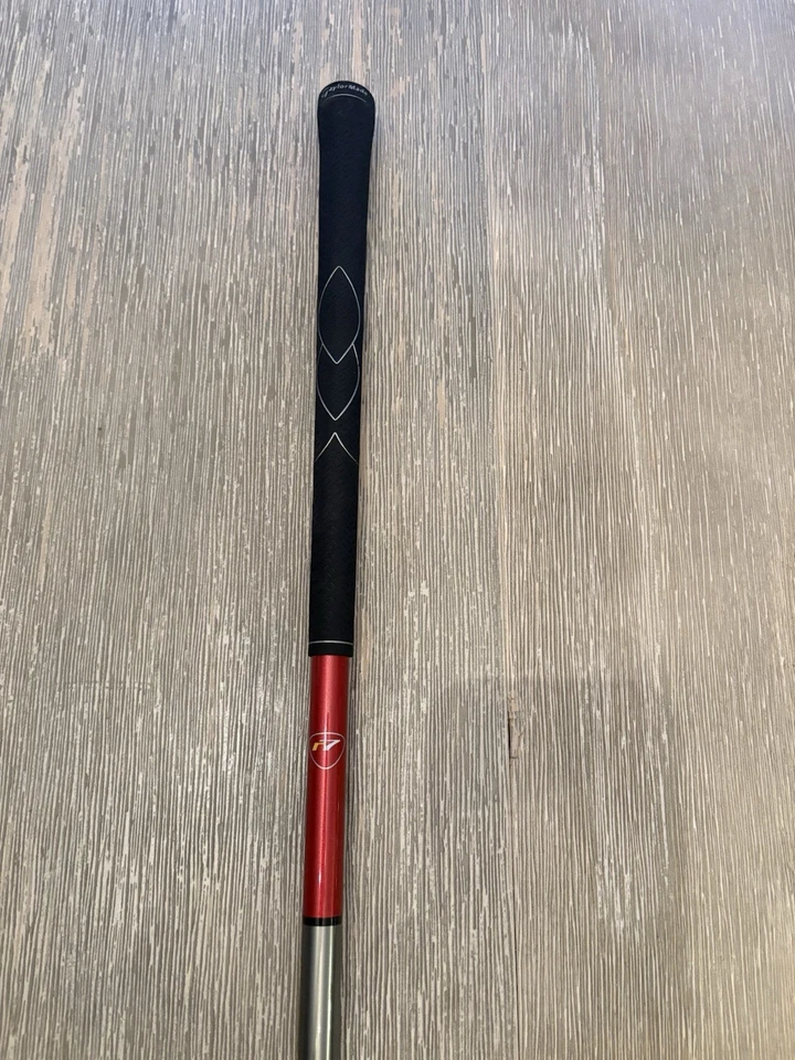 TaylorMade R7 Superquad Driver 9.5 Right-Handed Fujikura Graphite Shaft - Image 4 of 4