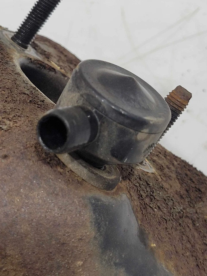 Оригинальный вакуумный усилитель тормозов 94 Chevy C/K 1500 Suburban Yukon 18060192 - Изображение 3 из 3