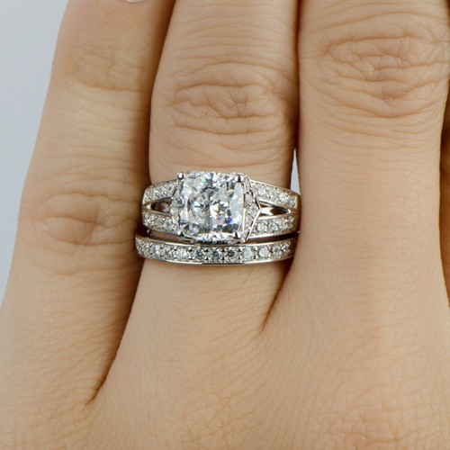 Cushion Cut 3.50Ct Diamond 14k White Gold Engagement Ring Set Simulated Size 7.5 - Picture 2 of 4