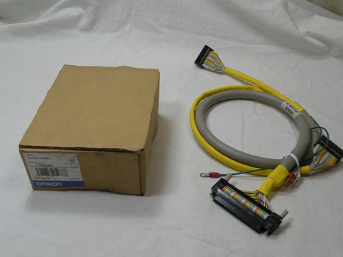  Omron CJ1W-OD261 PLC Expansion Output Module w/ Omron PLC I/O Connector Cable