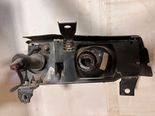 1987-1993 ALLANTE LEFT HEADLAMP ASSEMBLY - Picture 3 of 5