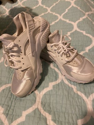 nike huarache ultra triple white