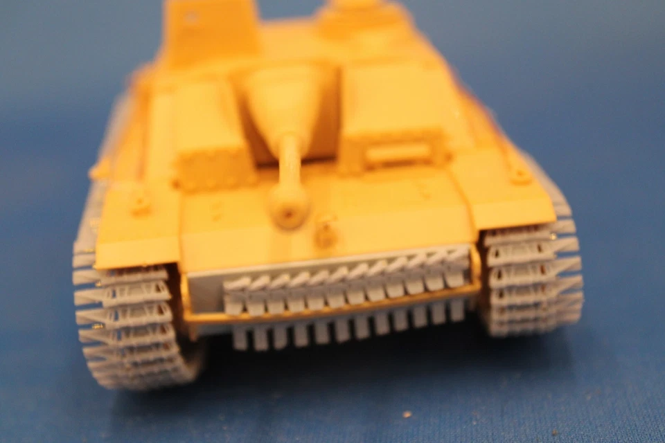 Peddinghstampa 3D 1/48 4137 Winterkette per Carro Armato III E IV Versioni Wor - Immagine 3 di 4