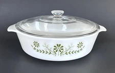 Vintage Retro 9" Round Casserole Glasbake 2 Qt Green Daisy Milk Glass, Orig Lid