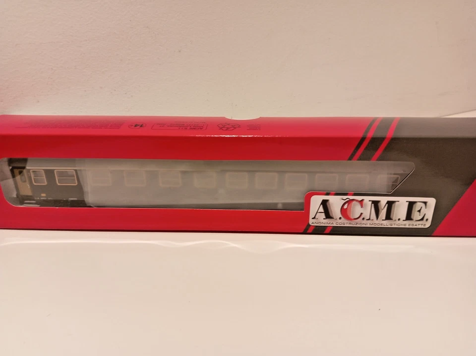 ACME 50741 Carrozza FS di 1 e 2 classe UIC X ex carenata grigio ardesia Ep. IV - Immagine 3 di 4