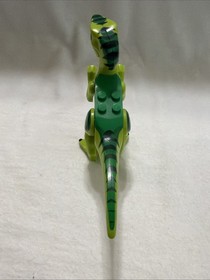 LEGO Dinosaur Green Raptor CHARLIE Velociraptor Jurassic World Minifigure 75920