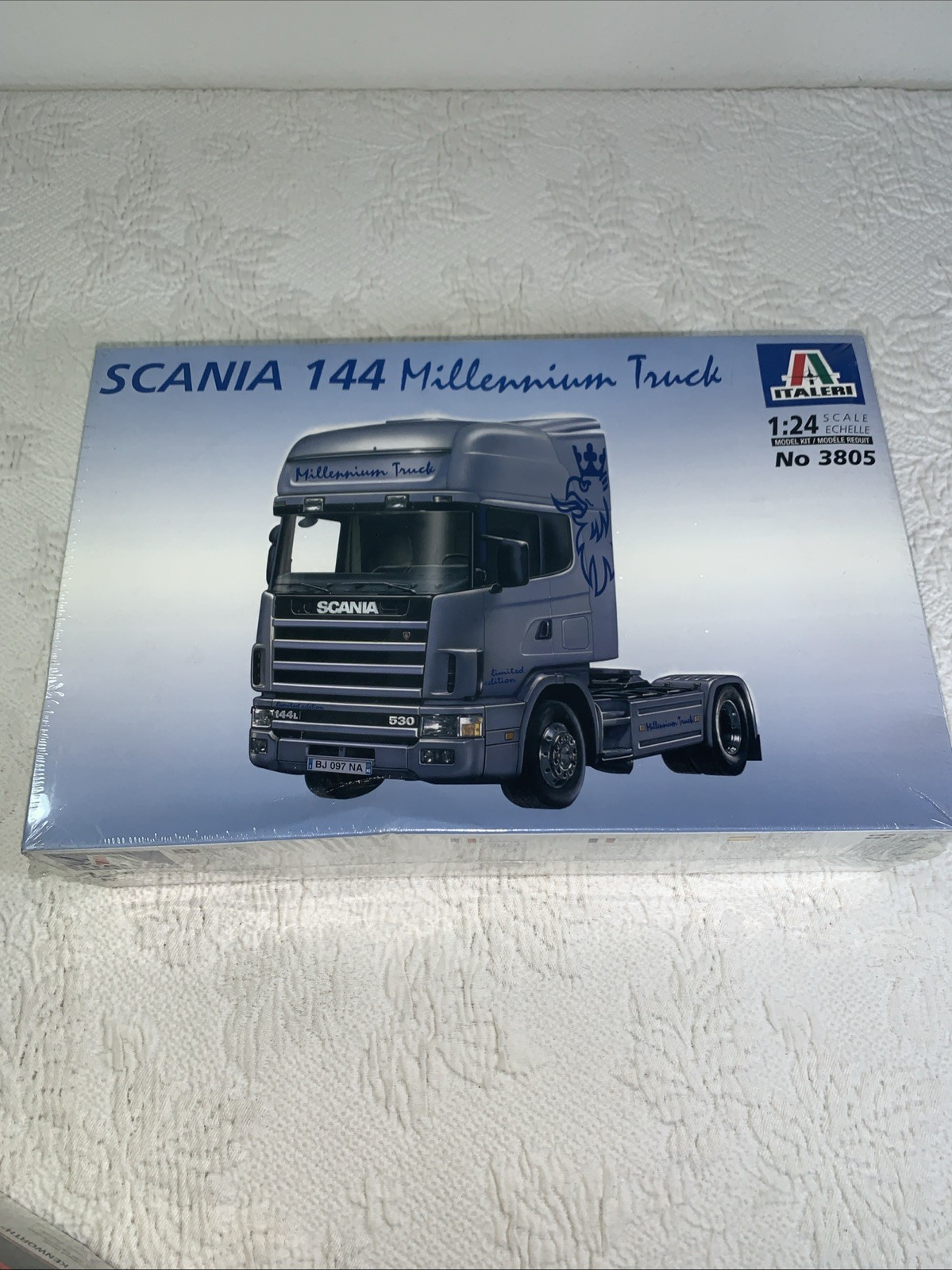 Italeri - I3873 - Maquette - Scania R620 - Blue Shark - Echelle 1/24