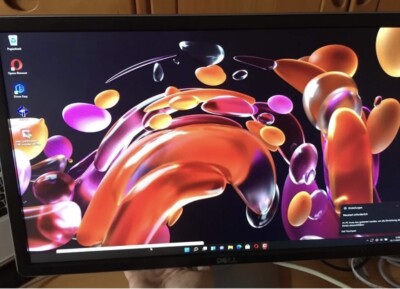Dell P2314Ht 60,4 cm 23,8 Zoll LED-Monitor Widescreen DP DVI VGA 1920x1080 sw/s