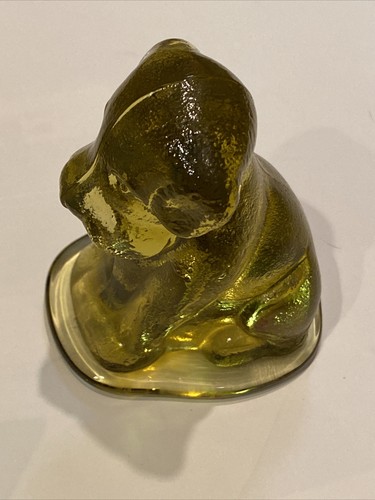 Figural Beautiful Wheaton Village Glass Paperweight Dog Figure - Picture 2 of 6