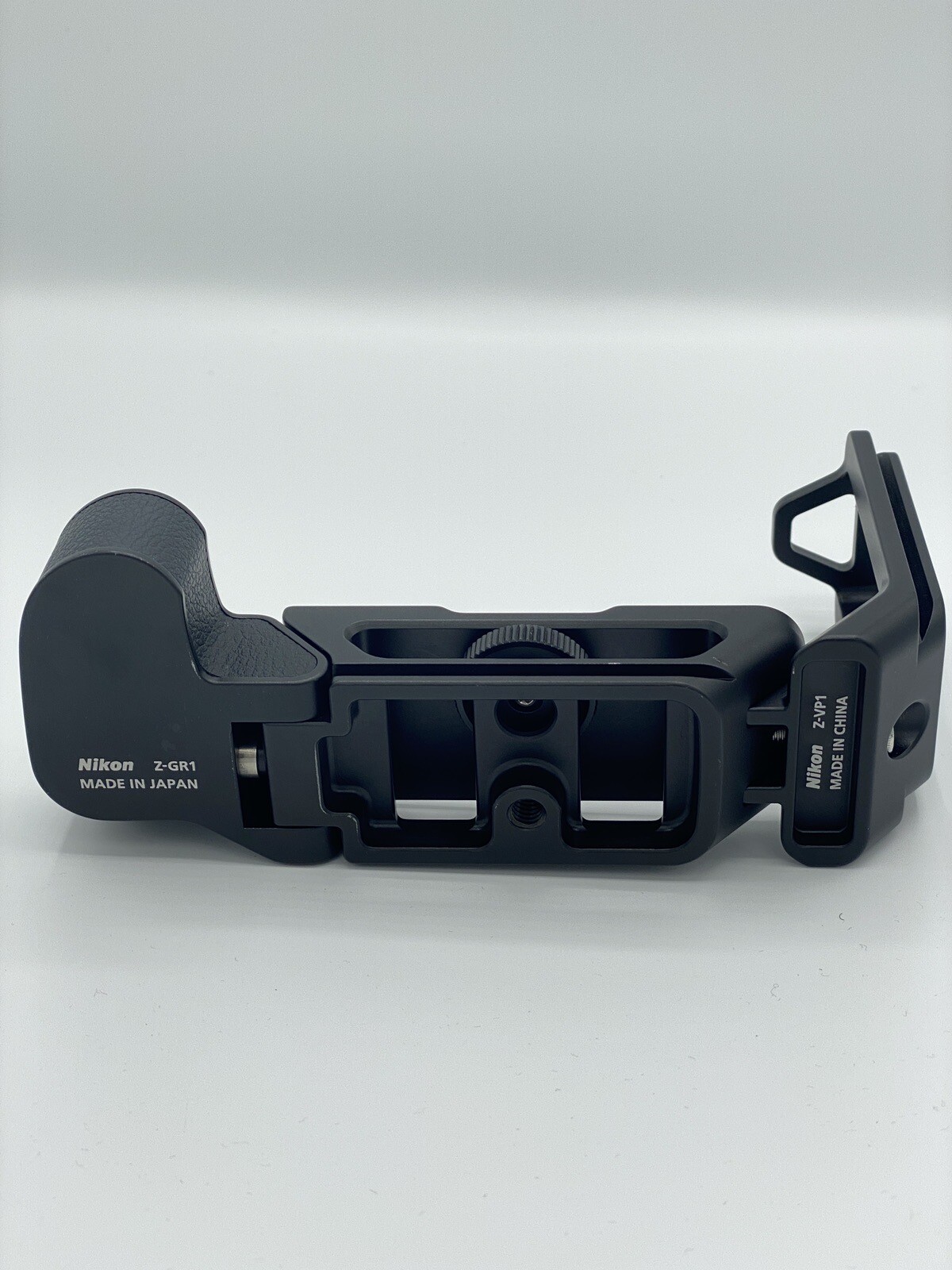 [Mint] Nikon Extension grip ZGR1 + ZVP1 Vertical Bracket for Z series