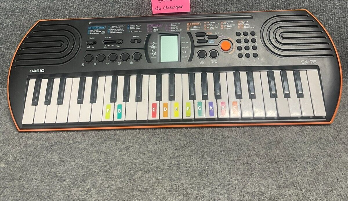 【美品】ACアダプタ付 CASIO MINI KEYBOARD SA-76 Casio SA-76 44-Key Mini Personal Keyboard - Portable
