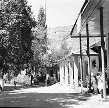 KAKOPETRIÁ c. 1960 - Rue du Village Commerces - Négatif 6 x 6 - CHYPRE 5