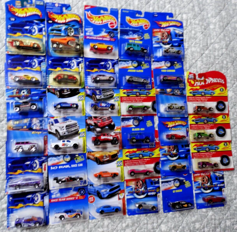 Hot Wheels Carded , Mixed lot of 34! Lot #11