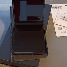 Motorola razr 2025 Flip Phone Straight Talk USB Type-C with Box