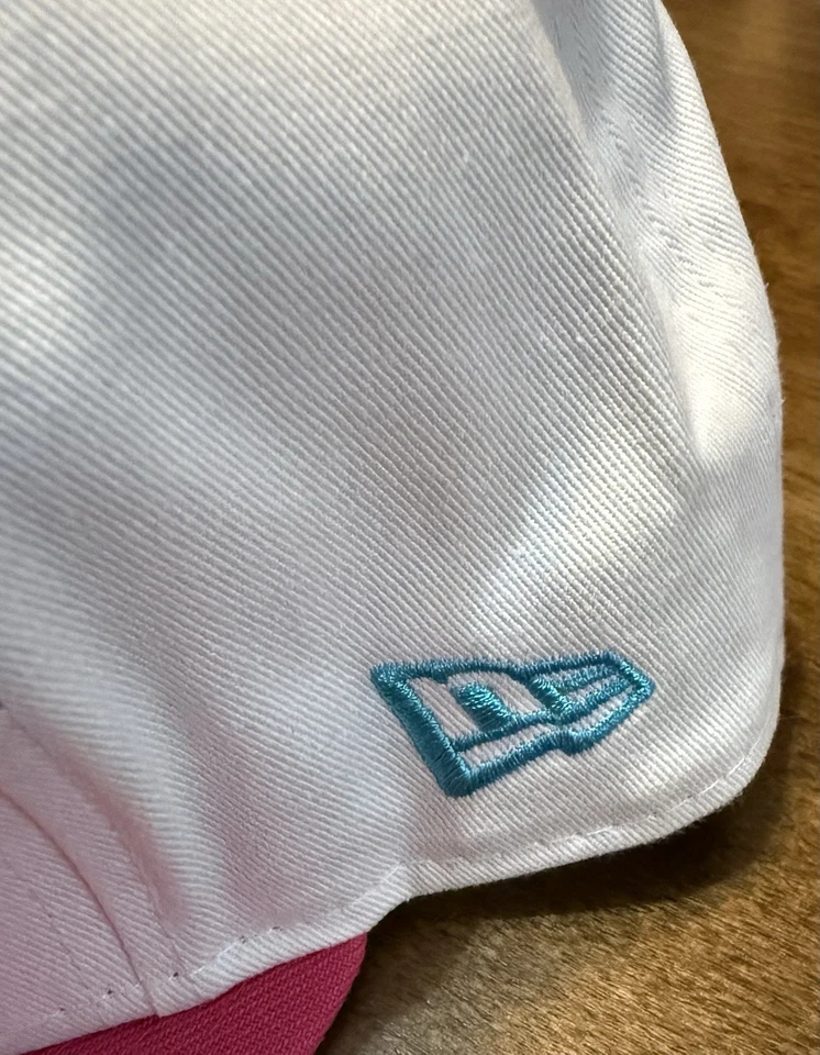 New Era 9Fifty Miami Heat Snap Back Vice City South Beach Color Way Logo NBA Foto 3 de 4