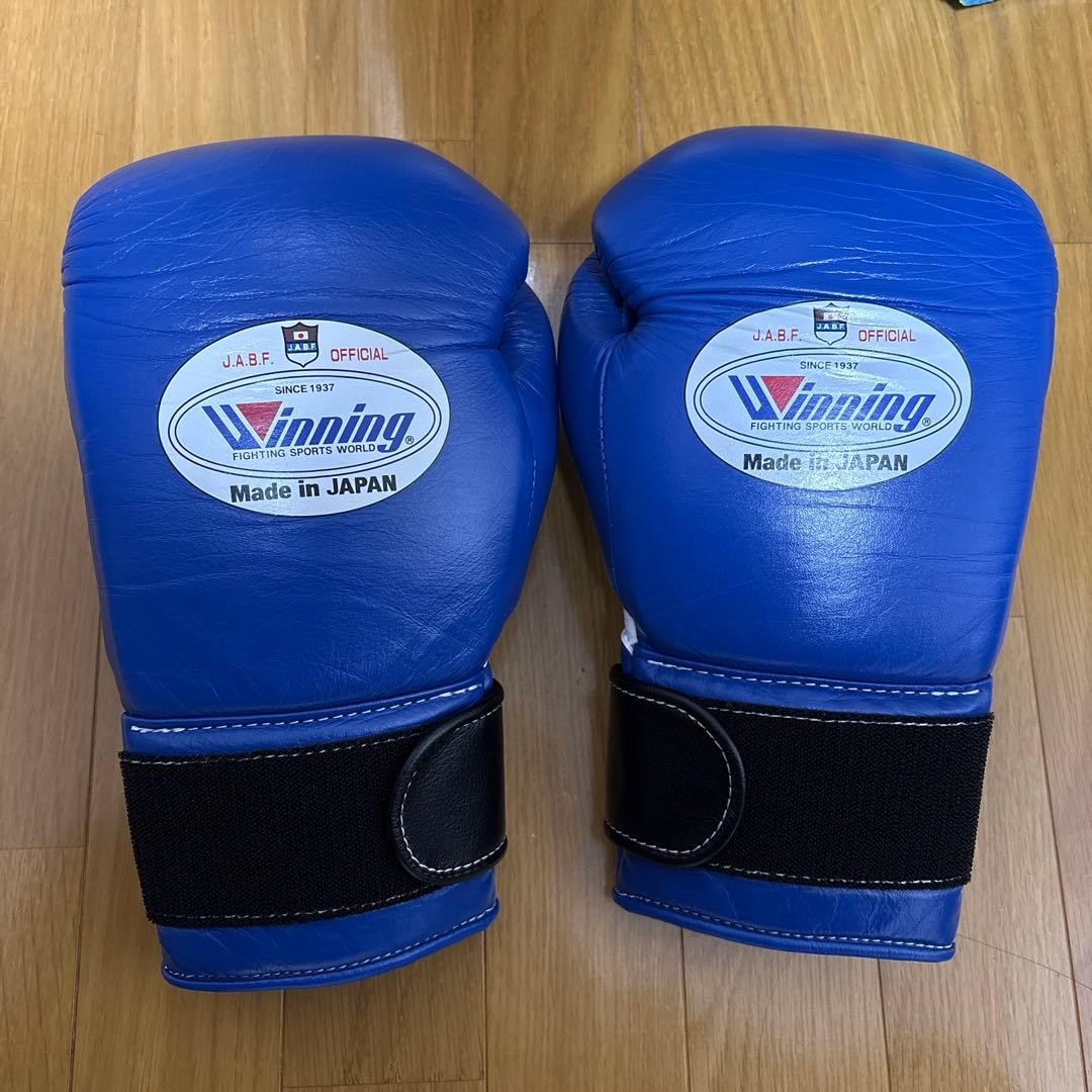 Winning Boxing Gloves 10oz JABF-10 Blue Amateur Competition Used