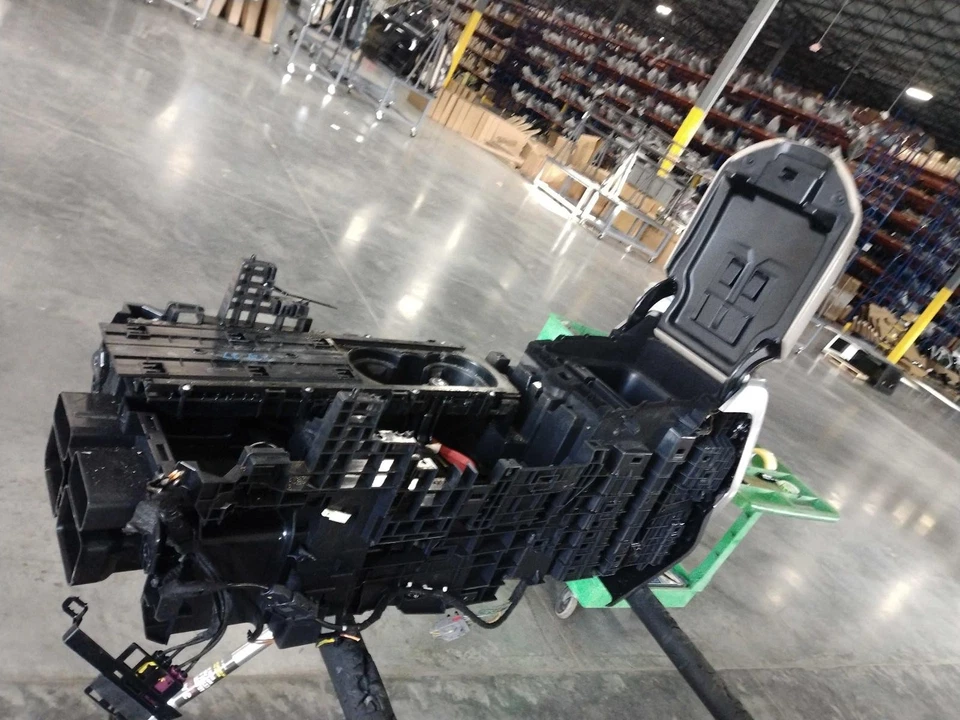 2015 Land Rover Range Rover Sport Center Console White OEM Good Condition Foto 2 de 4