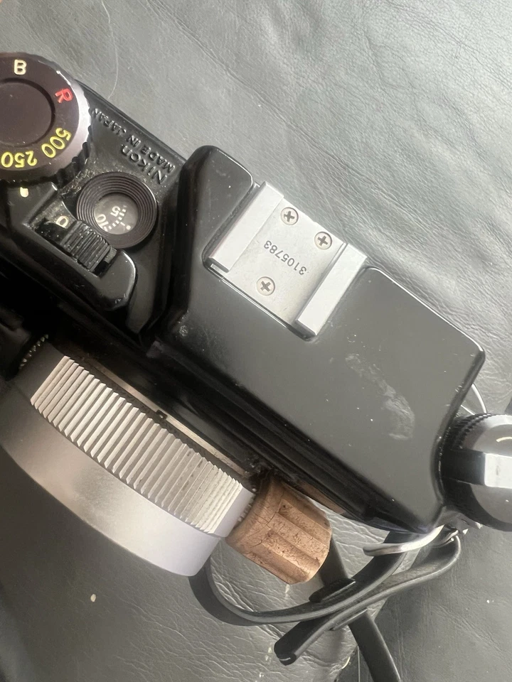 Cámara submarina fotográfica Nikon Nikonos III 35 mm con lente Nikkor 35 mm F2,5 Foto 3 de 4