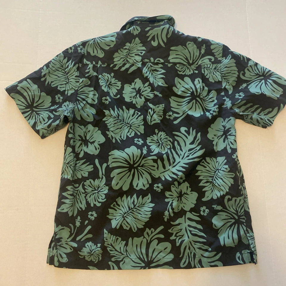 Camisas havaianas com botões Edward’s tamanho XS - Imagem 2 de 2