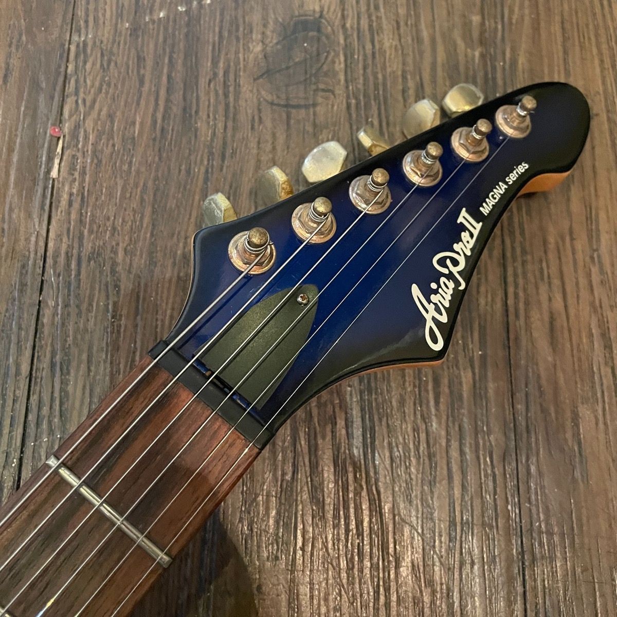 Aria Pro II Magna Series Electric Guitar Used Product Shipping