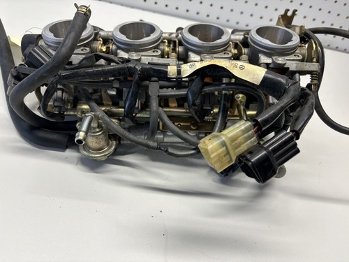 2004 Yamaha Yzf R6 Main Fuel Injectors / Throttle Bodies - Picture 6 of 7