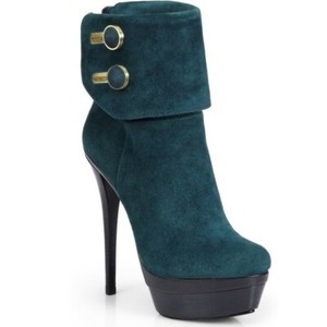 dora platform ankle bootie