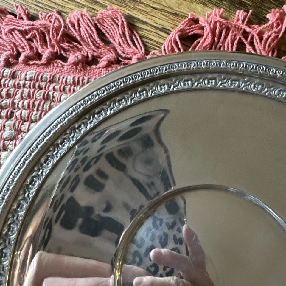 Bandejas de placas de prata Reed & Barton 10,5" rústicas 1209&1203 - Imagem 3 de 4