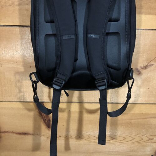 Mochila de Lona Convertible Knack Serie 2 Ampliable 24-34L Excelente Estado - Imagen 10 de 13