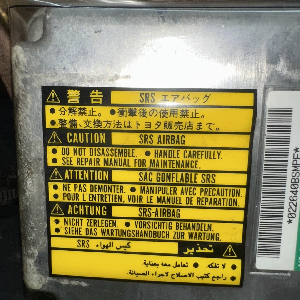 Módulo de control Toyota Sienna SRS 1999-2000  Foto 4 de 4