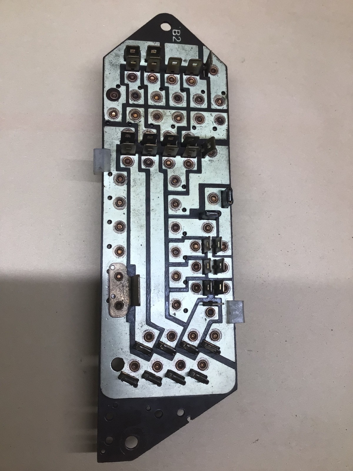 1966 - 1980 Rolls Royce Silver Shadow Wraith II B1 B2 Green Board Fuse Box OEM