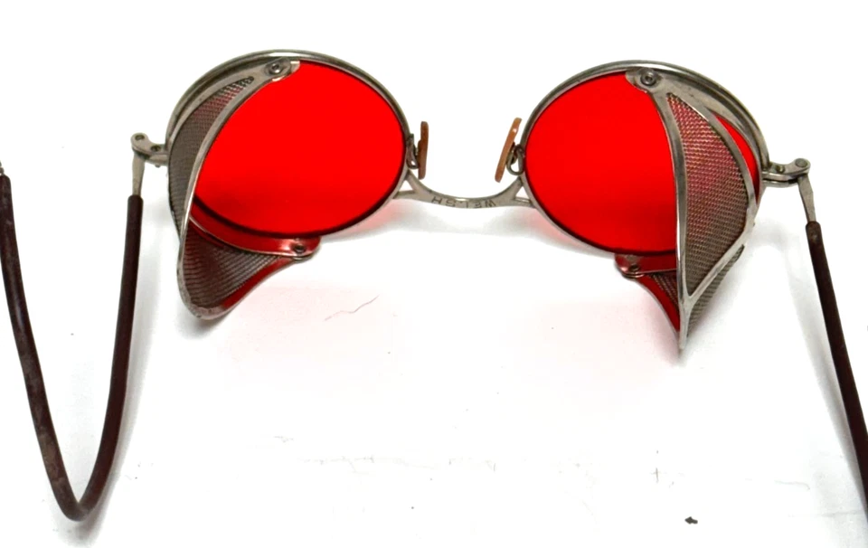 Gafas punk vapor soldadores lente roja de la era de la Segunda Guerra Mundial fabricación galesa bonitas Foto 2 de 4