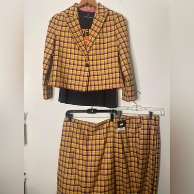 NWT academia Top shop, blazer, trousers and skirt, suit set, size small