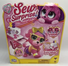 Little Live Pets Scruff-a-Luvs Sew Surprise Rescue & Reveal 10 Surprises Pink 5+