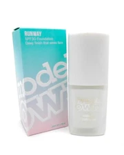Models Own Runway SPF30 Foundation, White 01  1.0 fl oz
